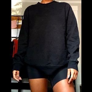 Black sweatshirt